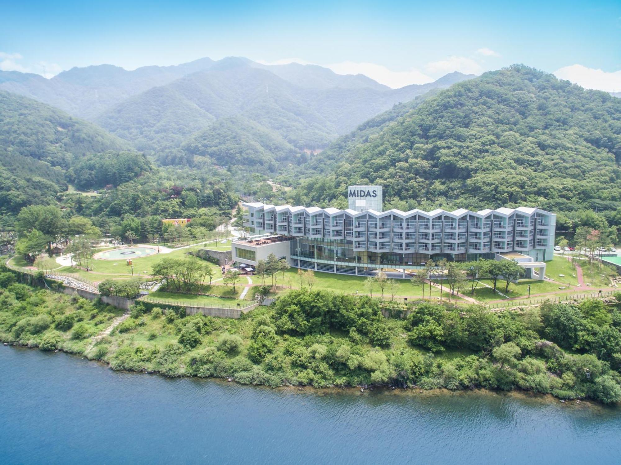 Midas Hotel & Resort Gapyeong Extérieur photo